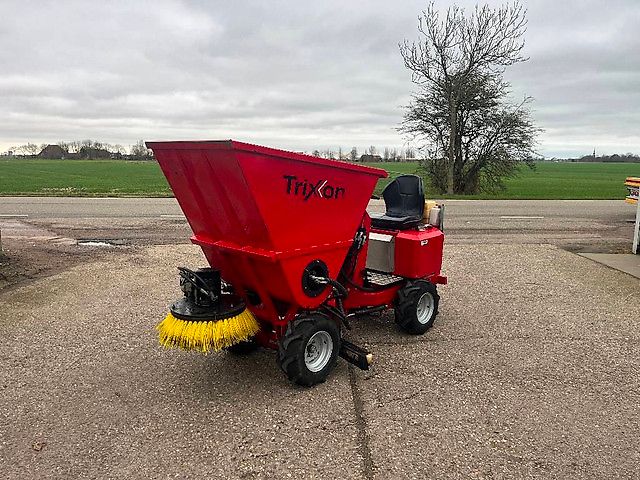 Trixon N4500 | Boxenstrooier